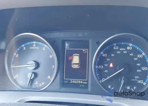 2018 Toyota Rav4 Xle из США, поврежденный, VIN 2T3RFREV3JW809665